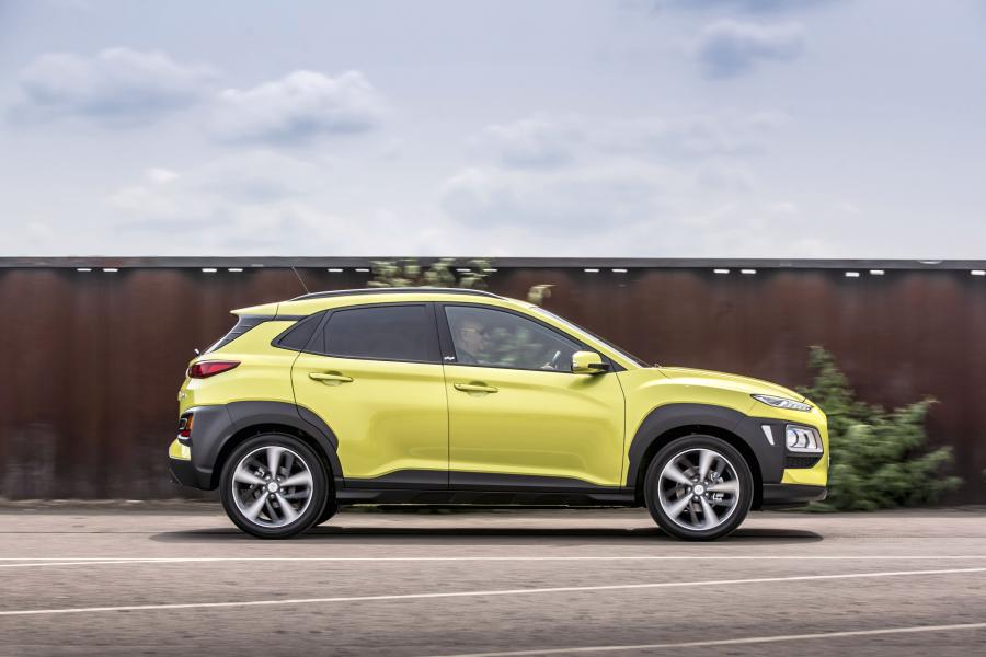  Hyundai Kona Play (OS) 2019 года  (UK) (фото 12 из 26)